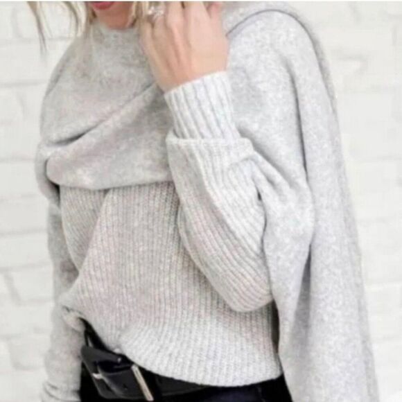 NWOT New Cabi Grey Wrap Pullover Knit Sweater w/Attached Scarf/Shawl S Versatile - Picture 2 of 9